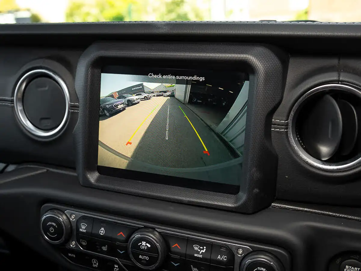 2021-jeep-wrangler-20-gme-overland-5d-big-8
