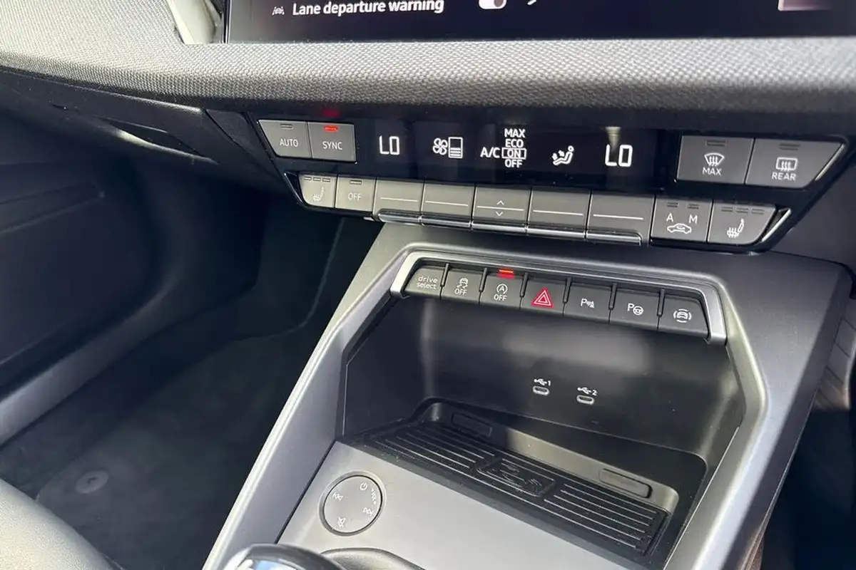 2024-audi-a3-15-35-tfsi-black-edition-saloon-4d-big-49