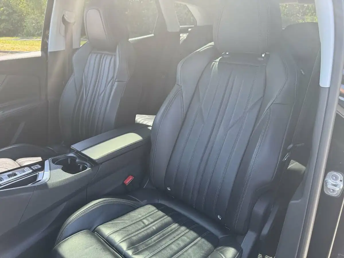 2018-peugeot-3008-suv-12-puretech-allure-eat6-big-34
