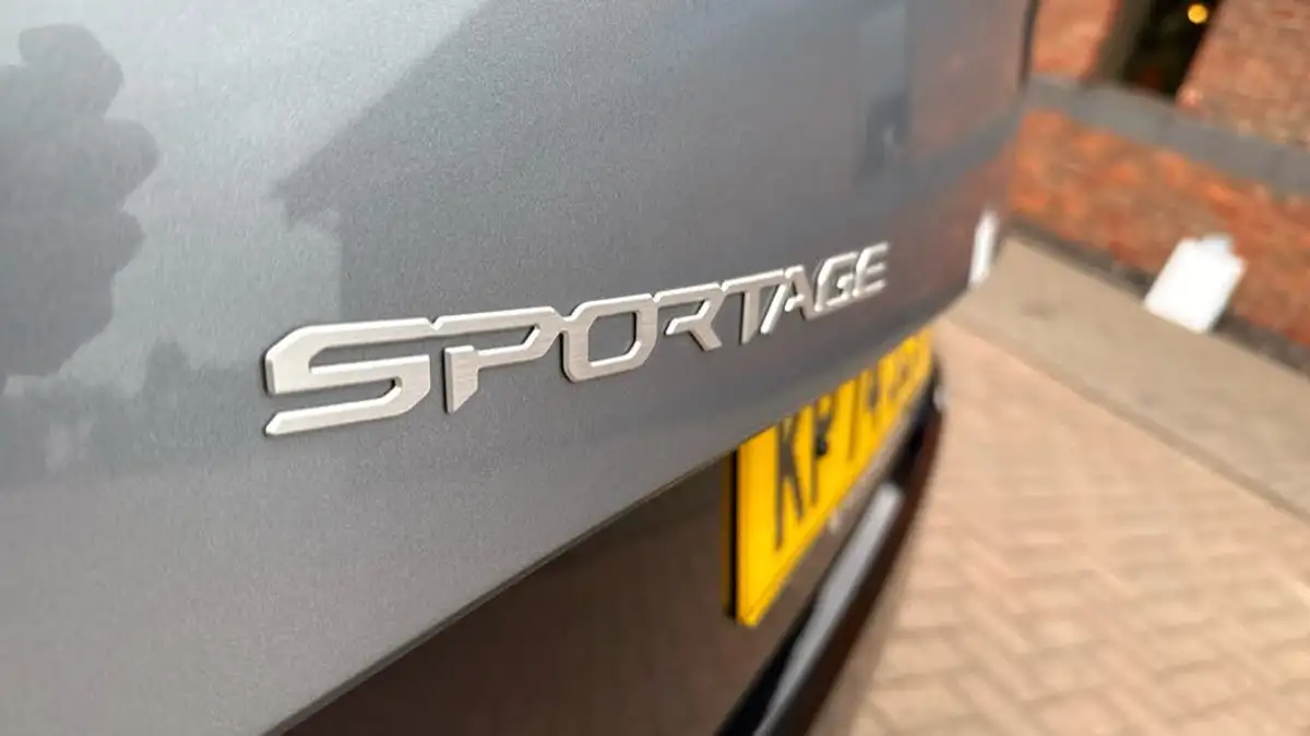 2024-kia-sportage-16-t-gdi-gt-line-157bhp-48v-dct-big-28