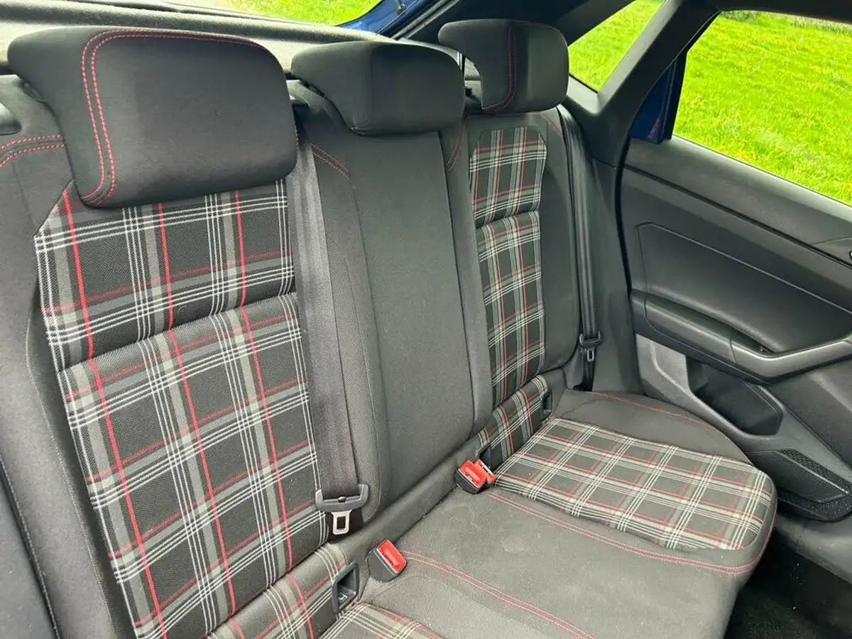2019-volkswagen-polo-20-tsi-gti-big-10