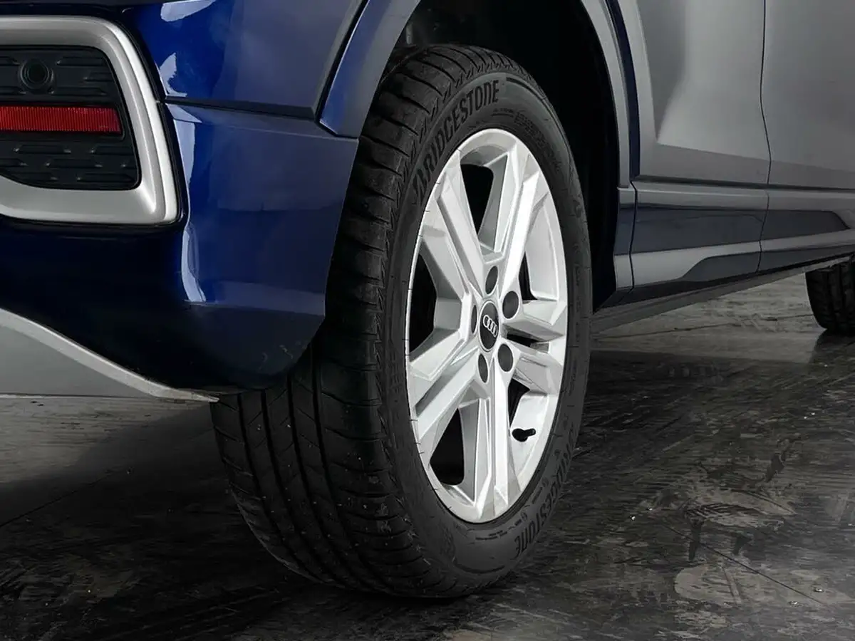 2021-audi-q2-10-30-tfsi-sport-big-11