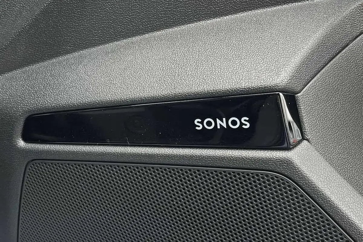 2025-audi-a3-15-30-tfsi-s-line-saloon-4d-big-28