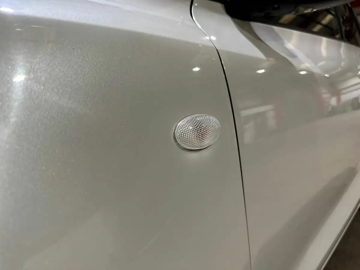 2018-suzuki-swift-10-boosterjet-sz-t-111ps-big-24