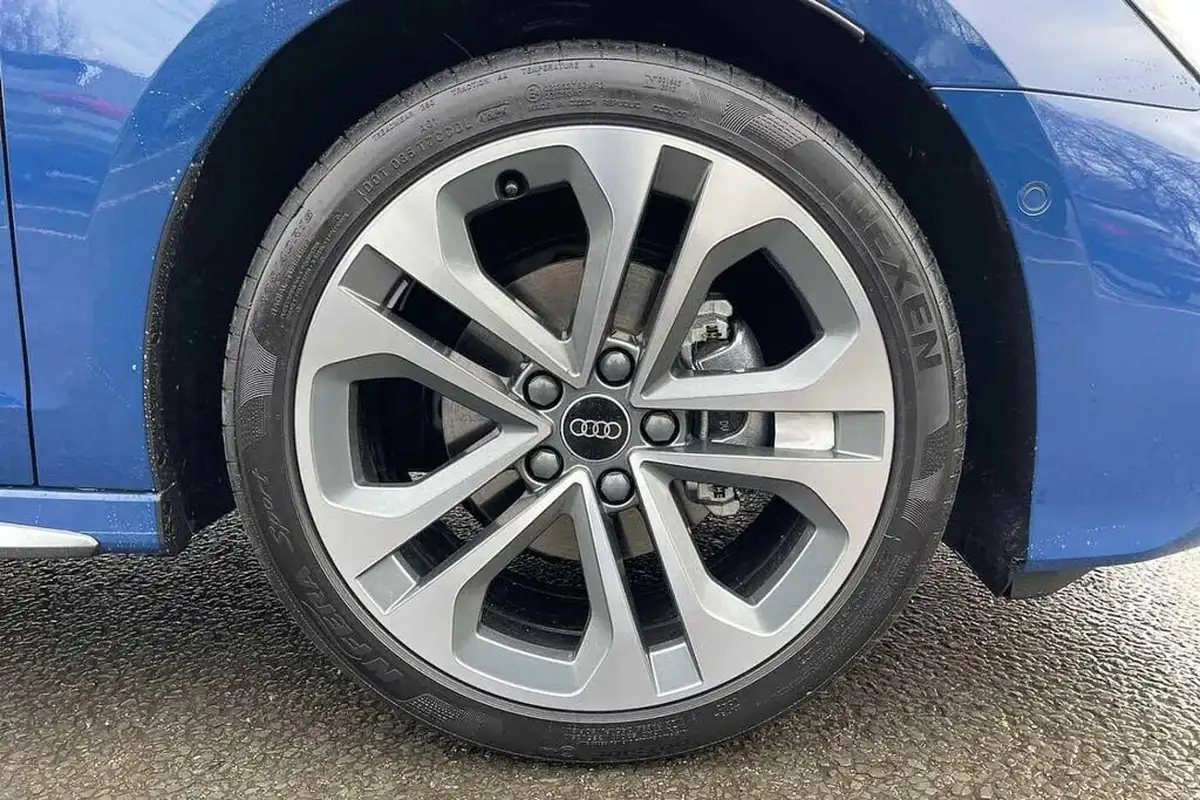 2025-audi-a3-15-30-tfsi-s-line-saloon-4d-big-4