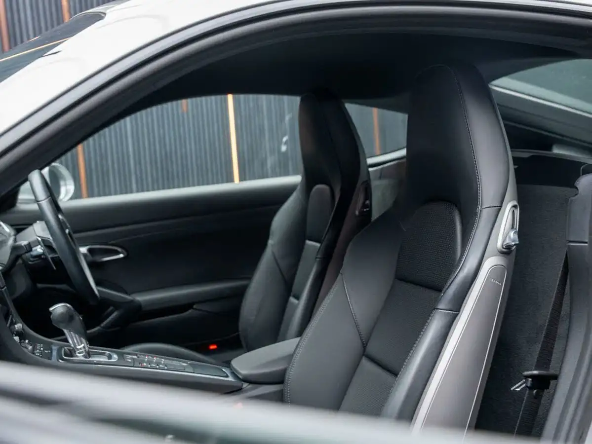 2019-porsche-cayman-718-20-cayman-pdk-big-32