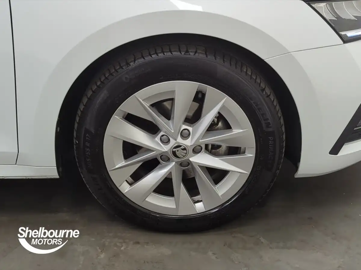 2024-skoda-octavia-15-tsi-e-tec-se-l-hatchback-big-6