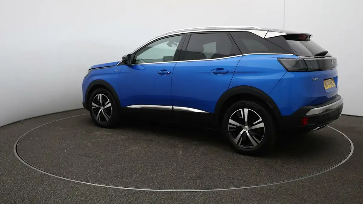 2021-peugeot-3008-suv-15-bluehdi-gt-big-35