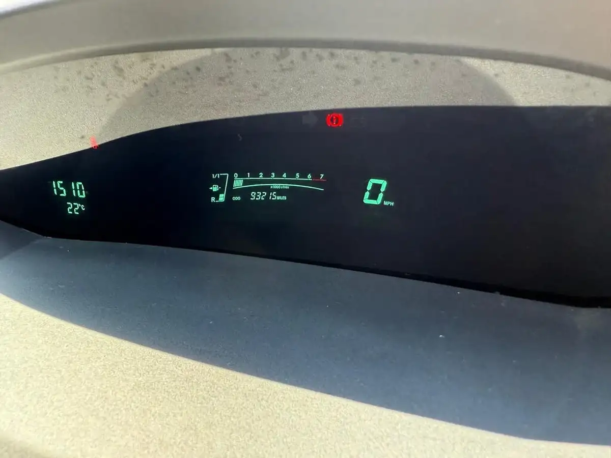 2007-toyota-yaris-13-tr-5d-big-19