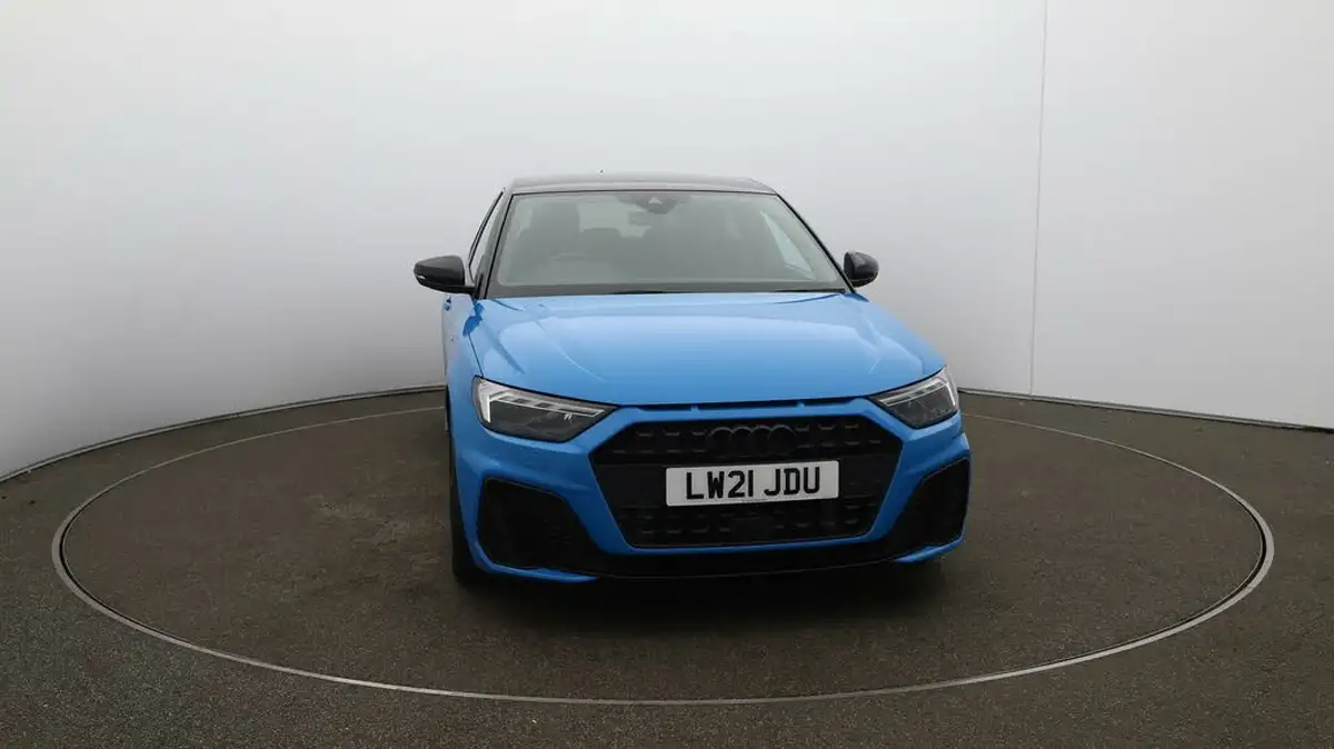 2021-audi-a1-10-25-tfsi-black-edition-s-tronic-big-32