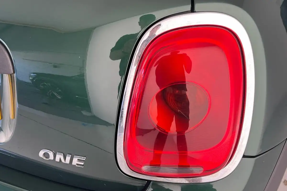 2014-mini-cooper-12-one-pepper-ss-3d-big-19