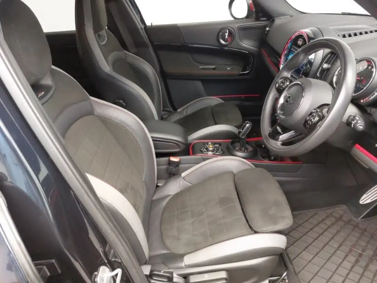 2020-mini-countryman-20-john-cooper-works-big-5
