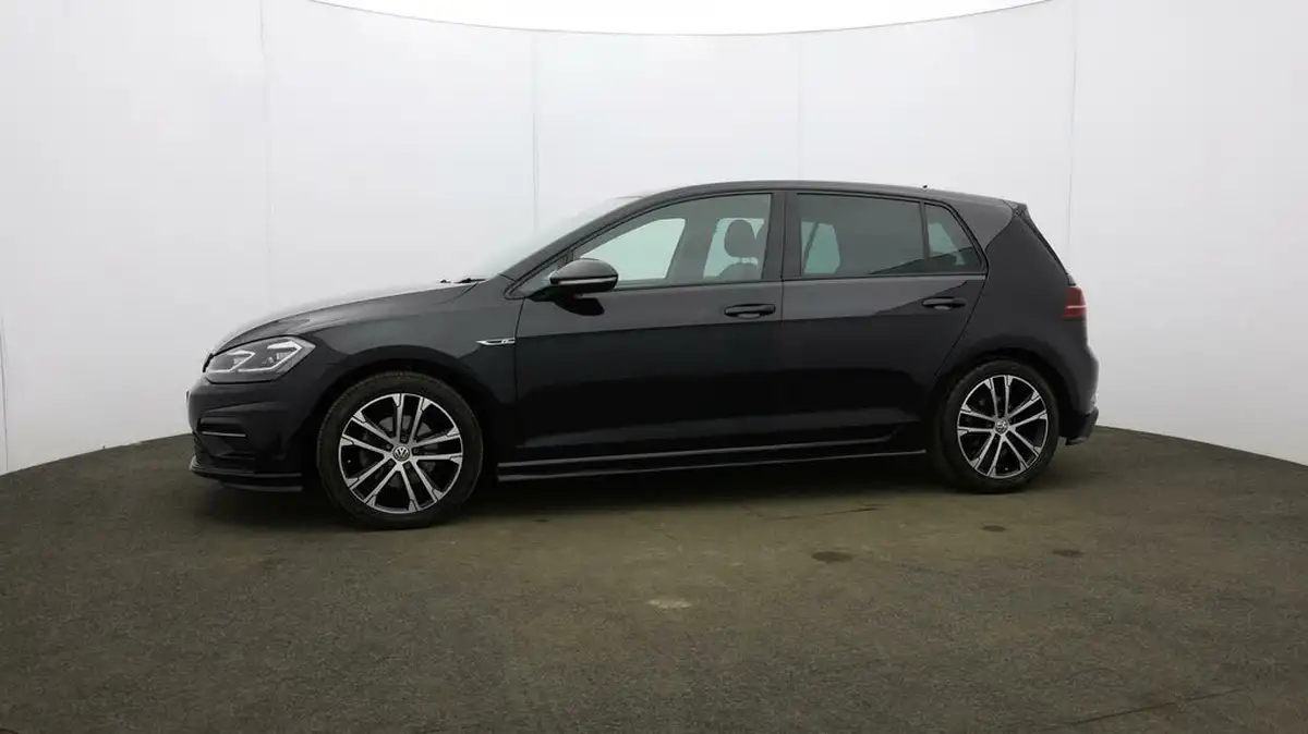 2020-volkswagen-golf-15-tsi-r-line-edition-dsg-big-32