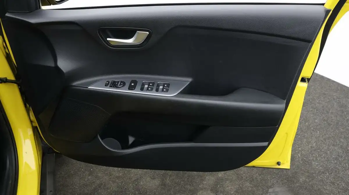 2022-kia-stonic-10-t-gdi-gt-line-s-big-14