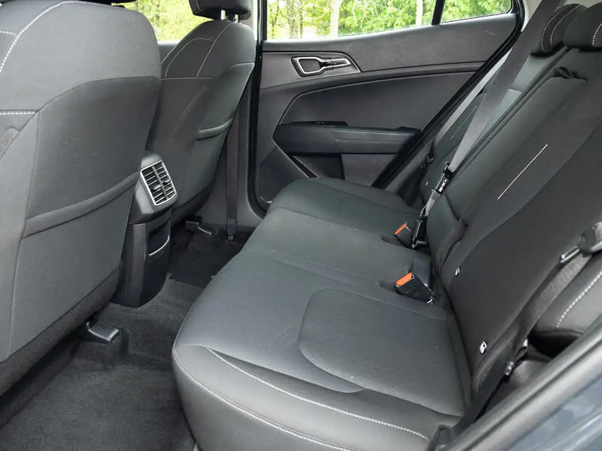 2023-kia-sportage-16-t-gdi-2-148bhp-big-5