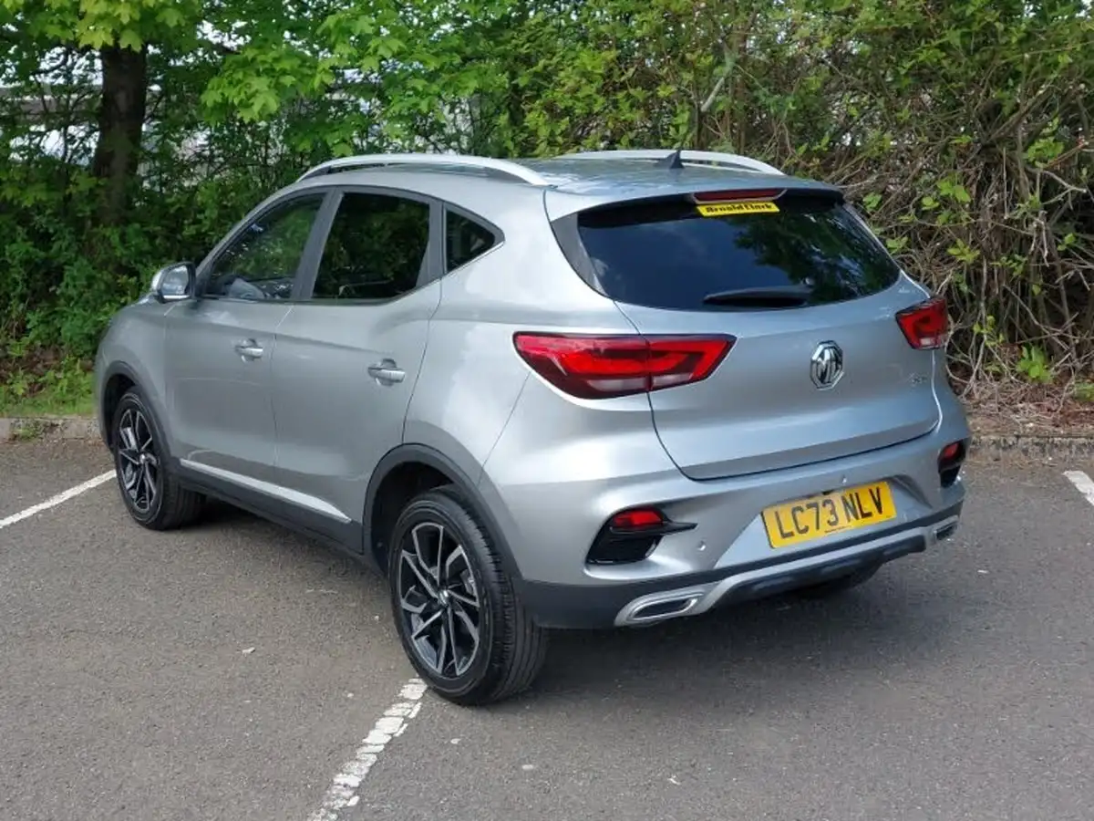 2023-mg-zs-suv-15-vti-tech-exclusive-big-1