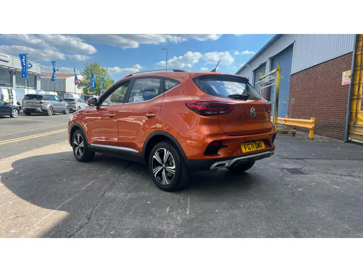 2021-mg-zs-suv-10t-gdi-excite-big-21