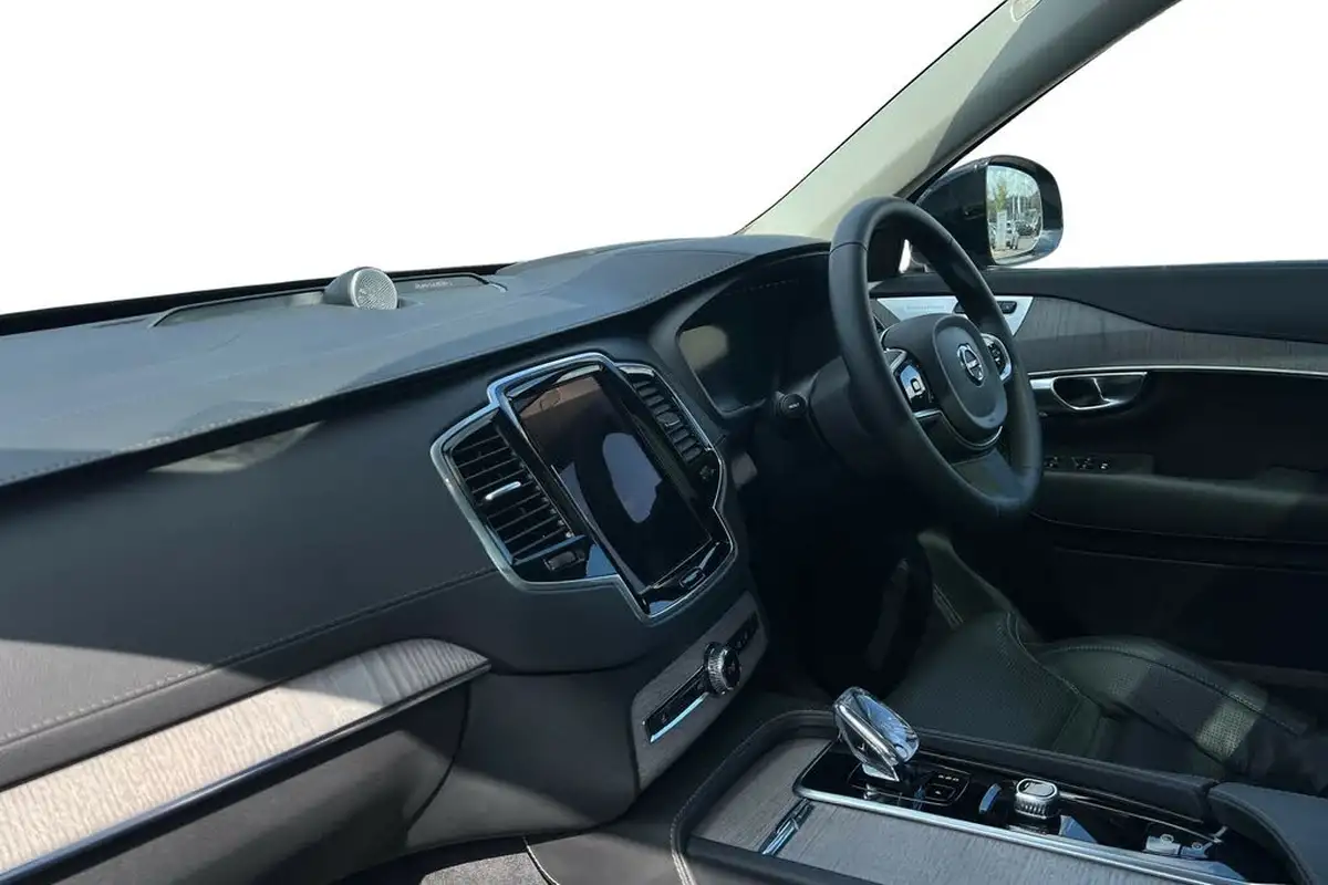 2024-volvo-xc90-20-t8-ultimate-dark-big-1