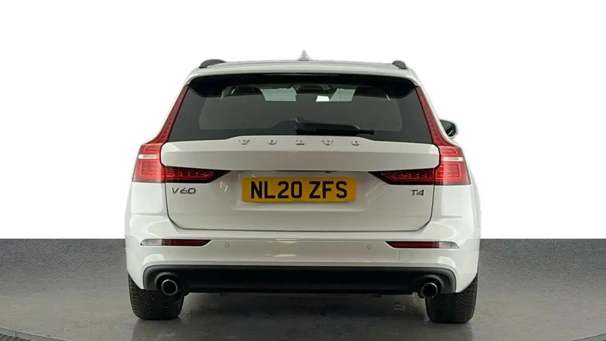 2020-volvo-v60-20-t4-momentum-plus-big-4
