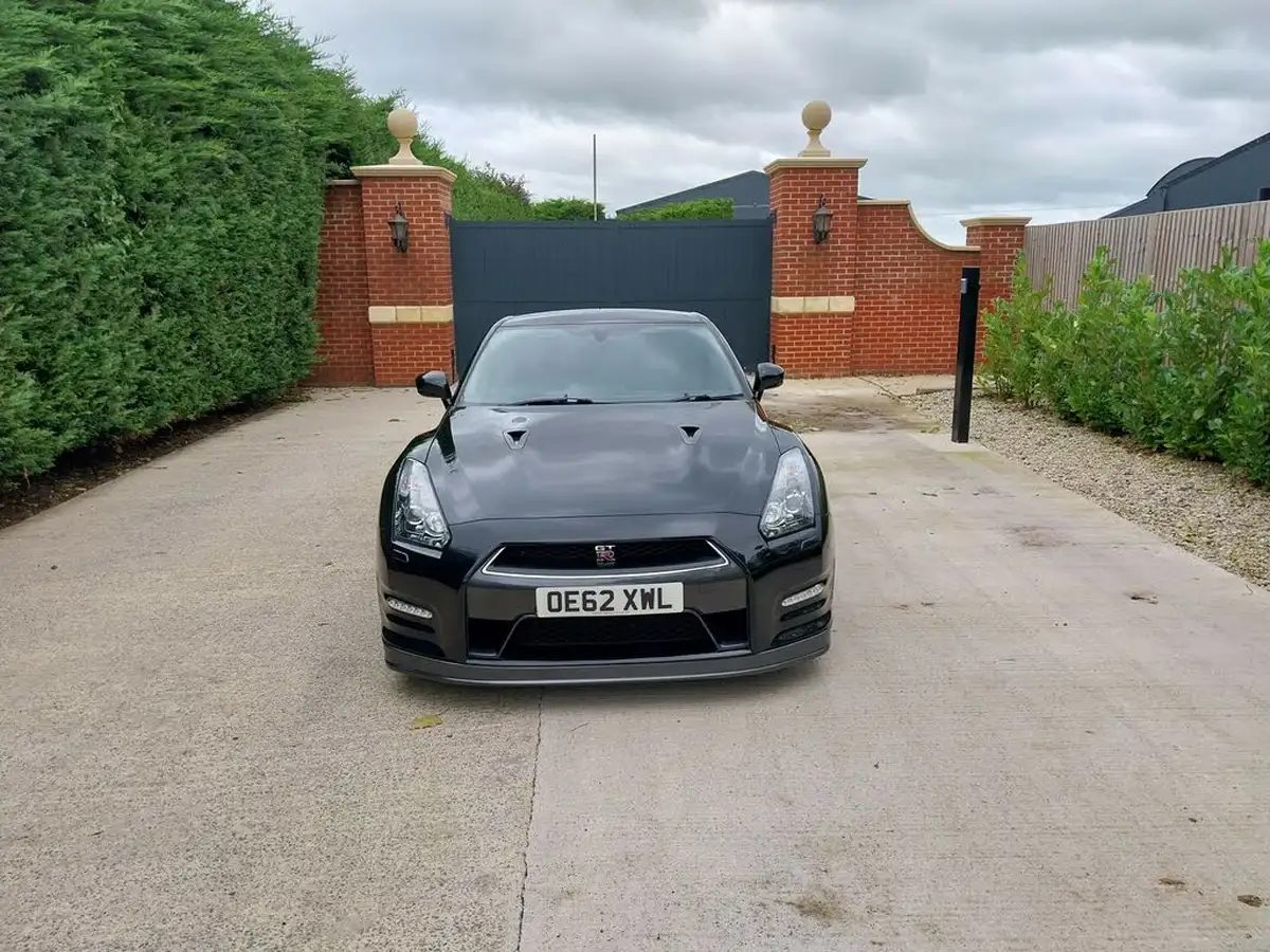 2012-nissan-gt-r-38-550ps-track-pack-auto-big-30