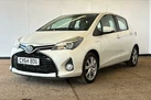 2014-toyota-yaris-15-vvt-i-excel-hybrid-small-2
