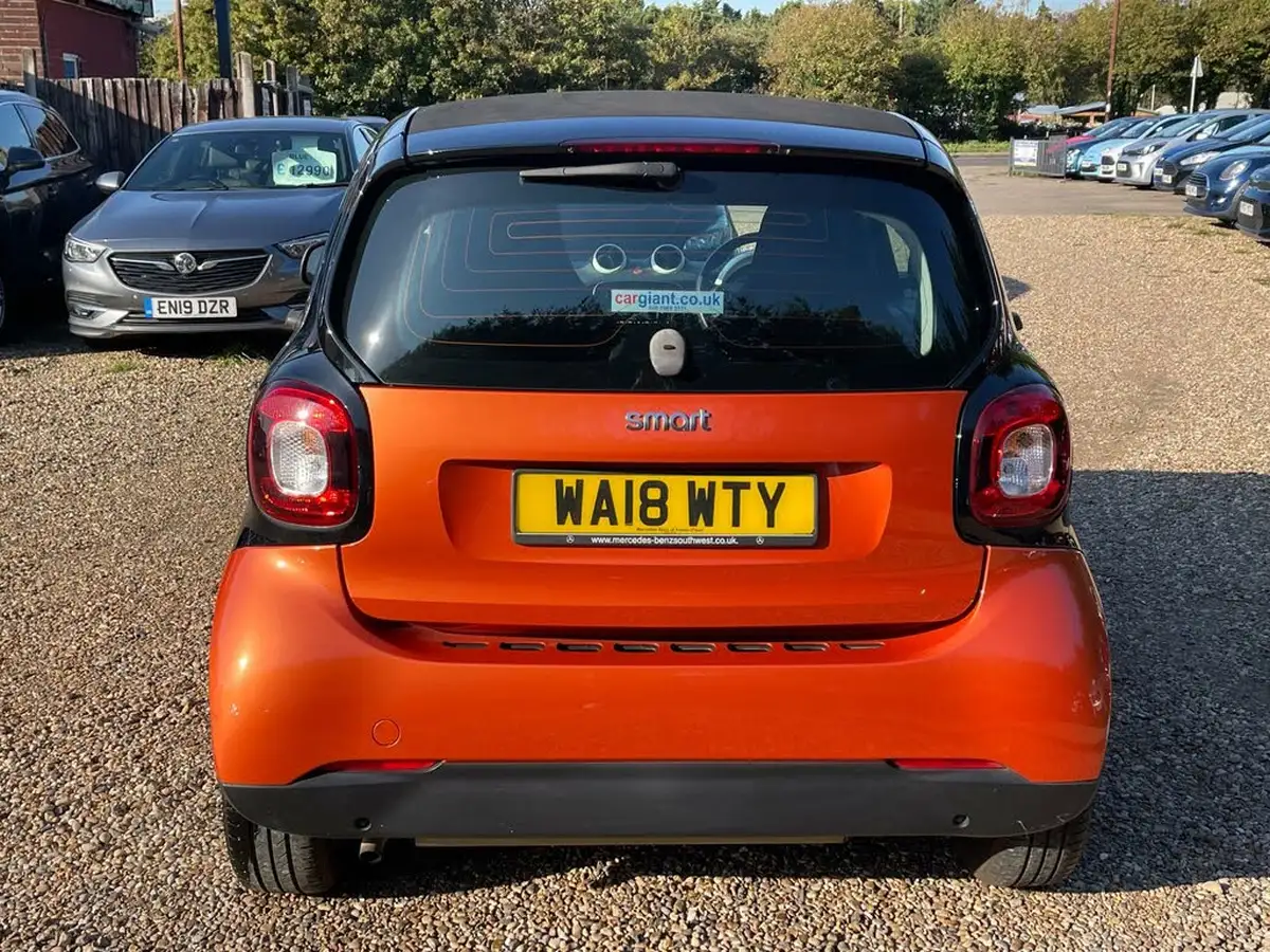 2018-smart-fortwo-10-pure-70bhp-big-3