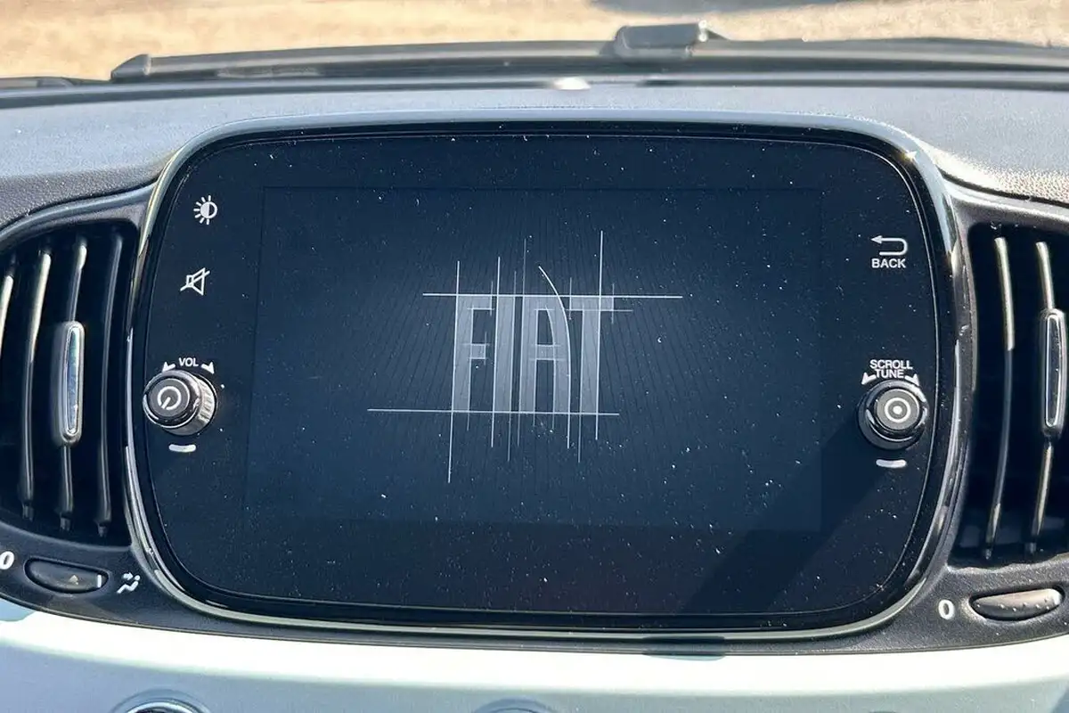 2024-fiat-500-10-top-big-24