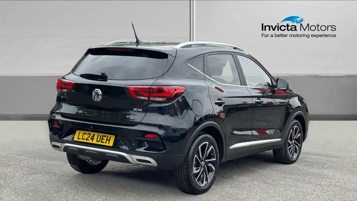 2024-mg-zs-suv-10t-gdi-exclusive-big-2