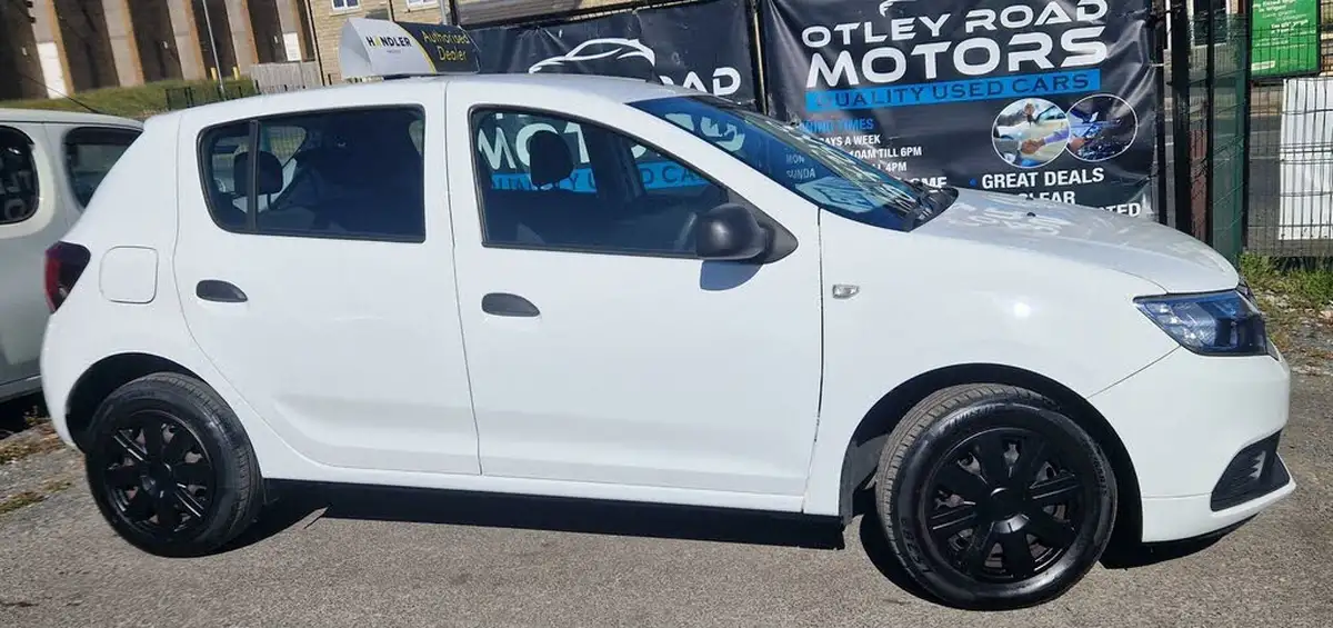 2017-dacia-sandero-10-sce-ambiance-big-60