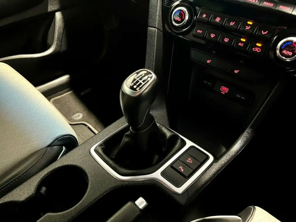 2021-kia-sportage-16-t-gdi-gt-line-174bhp-1591cc-big-17