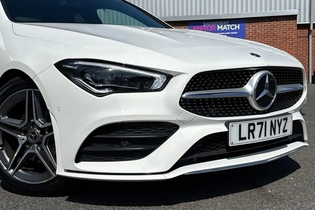 2021-mercedes-benz-cla-13-cla-180-amg-line-premium-plus-coupe-4d-big-8