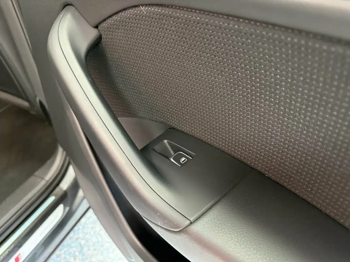2017-audi-q3-14-tfsi-s-line-edition-big-4