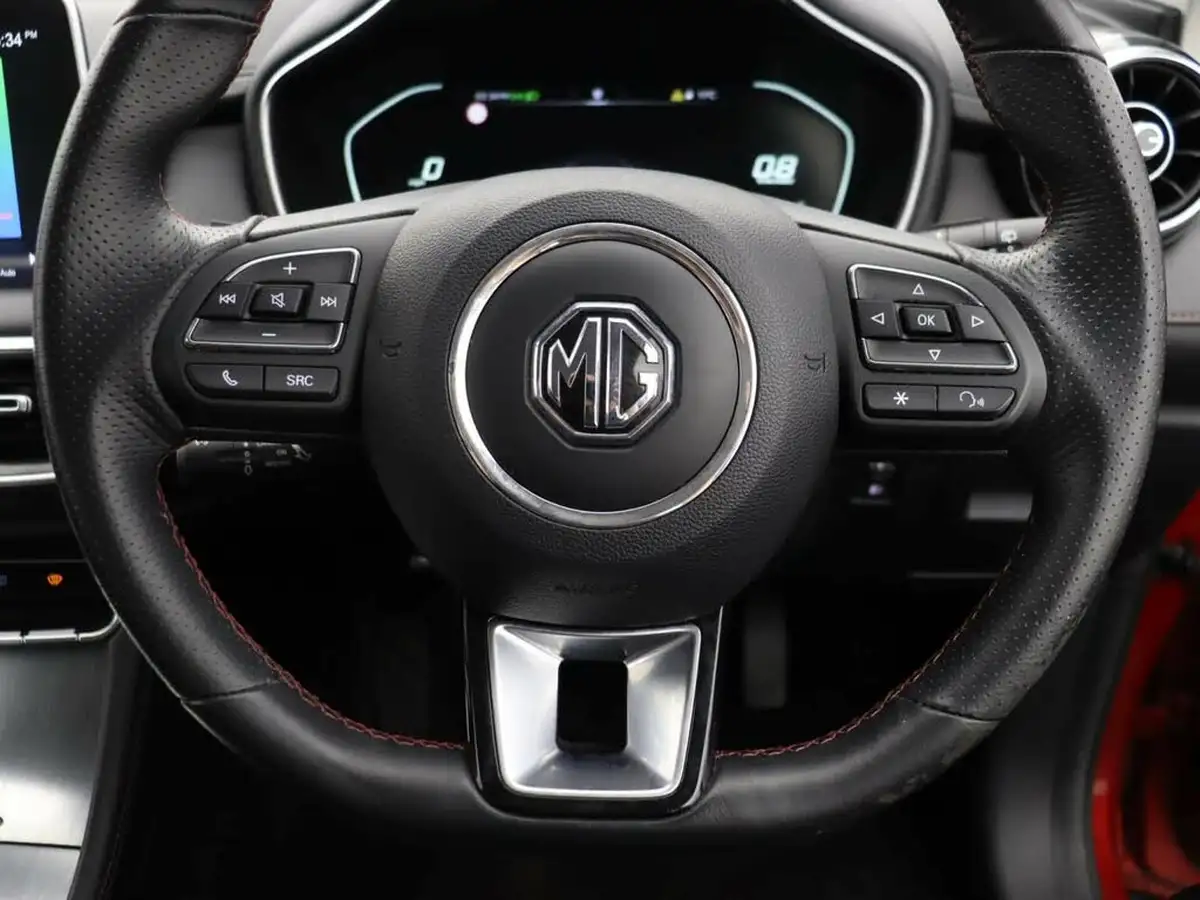 2022-mg-hs-15t-gdi-excite-162ps-big-38