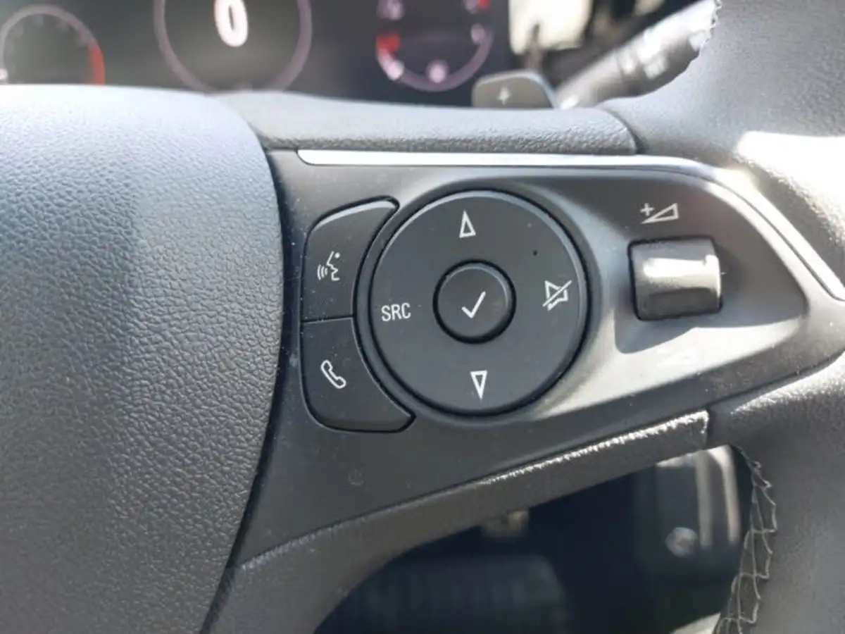 2024-vauxhall-mokka-12-gs-130ps-auto-big-14