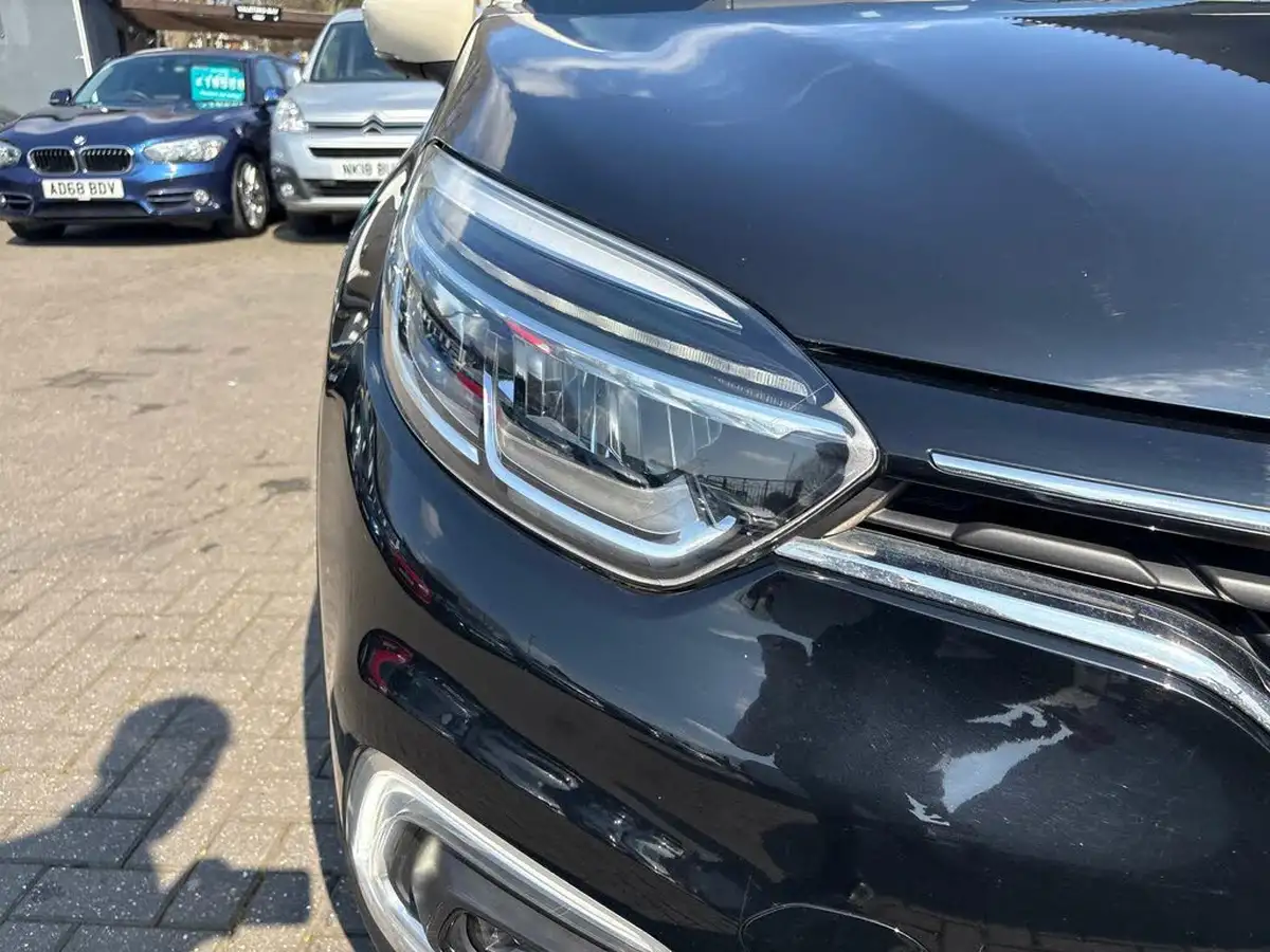 2018-renault-captur-09-tce-gt-line-big-8