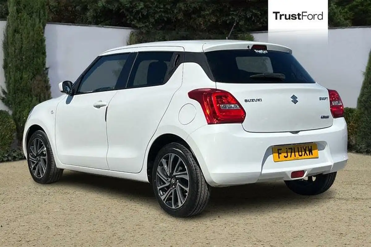 2021-suzuki-swift-12-dualjet-sz-l-big-1