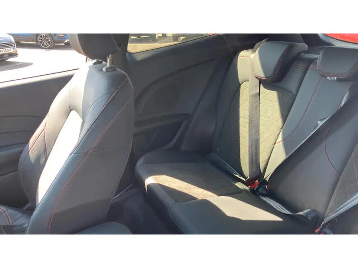 2022-ford-fiesta-10t-st-line-vignale-155ps-hybrid-mhev-3d-big-15