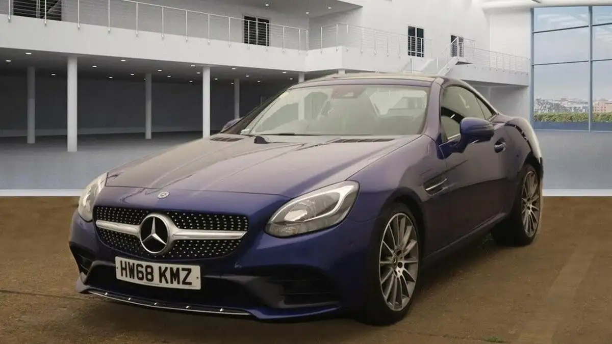 2018-mercedes-benz-slc-20-slc200-amg-line-big-2