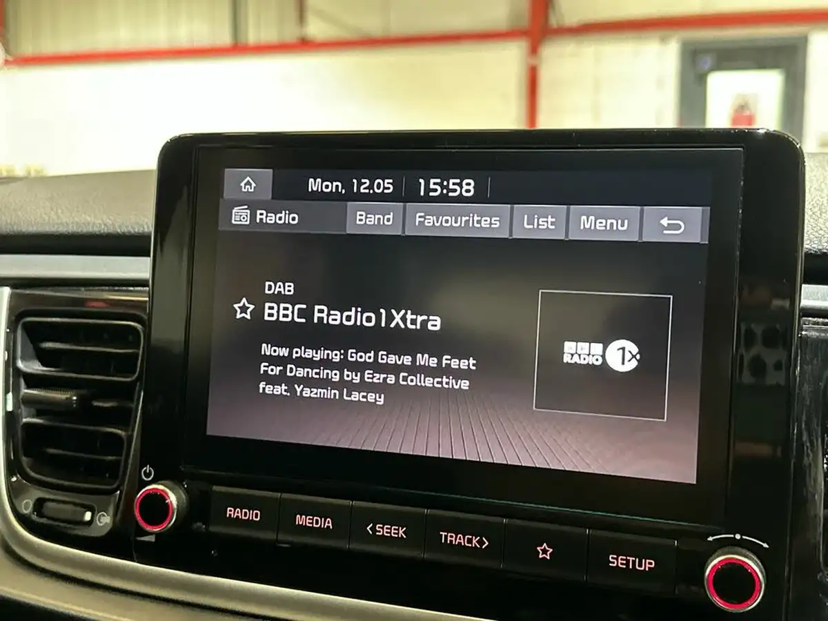 2022-kia-rio-10-t-gdi-2-big-10