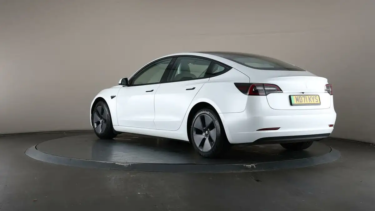 2021-tesla-model-3-e-standard-plus-big-71