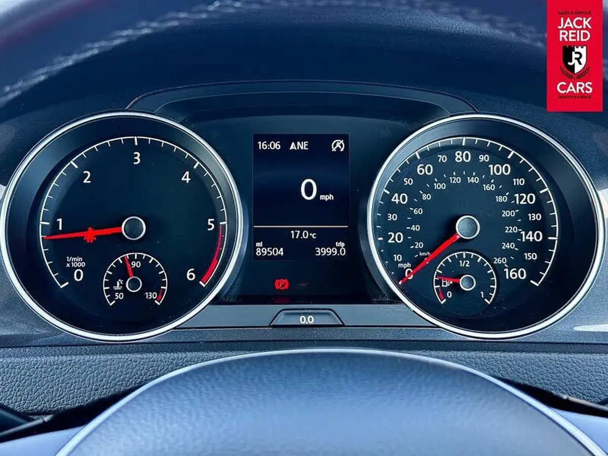 2019-volkswagen-golf-sv-16tdi-match-edition-big-12