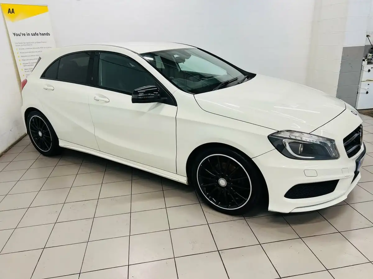 2014-mercedes-benz-a-class-18-cdi-a200-amg-sport-big-1