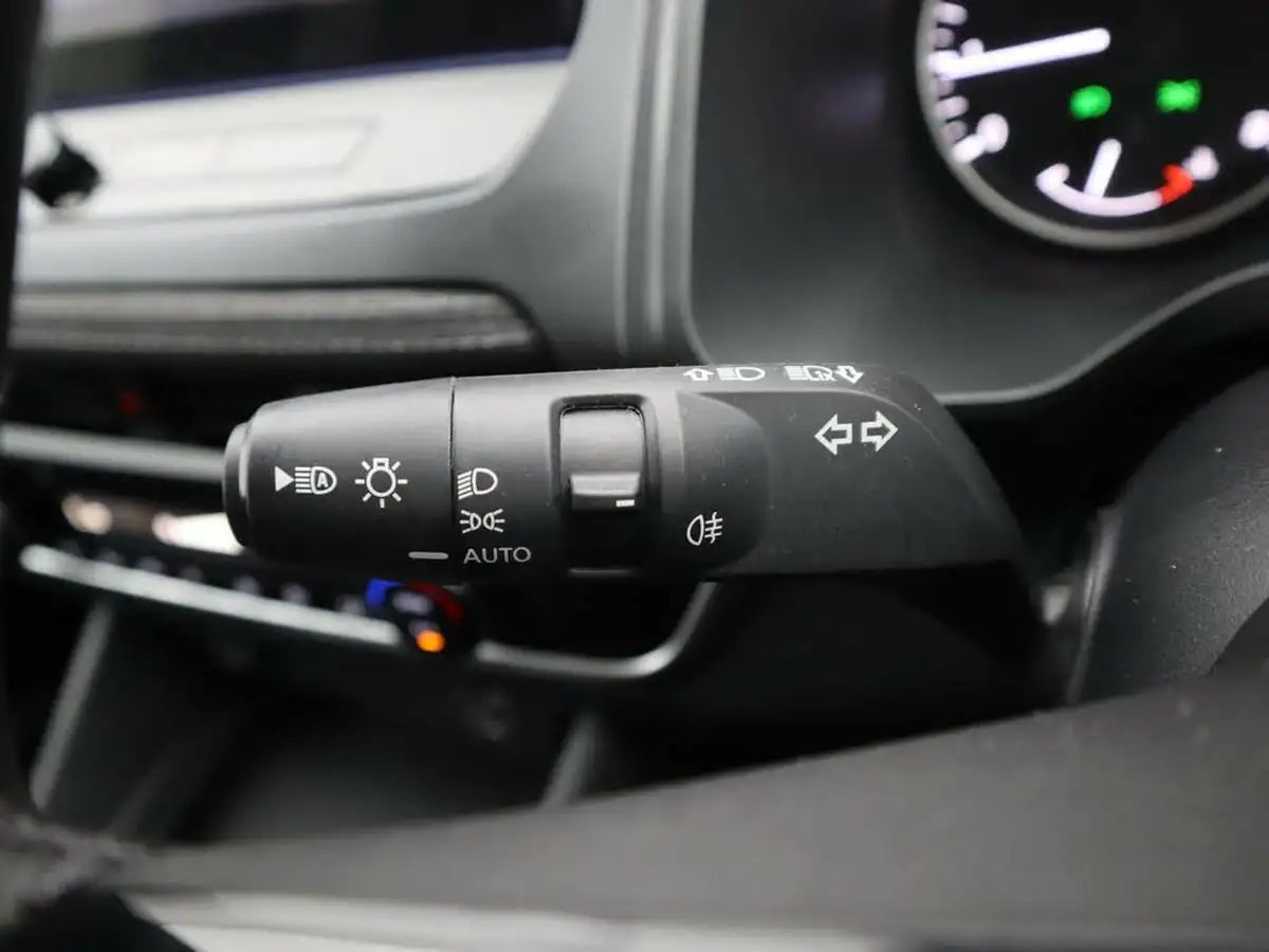2024-nissan-qashqai-13-dig-t-acenta-premium-140ps-mild-hybrid-big-33