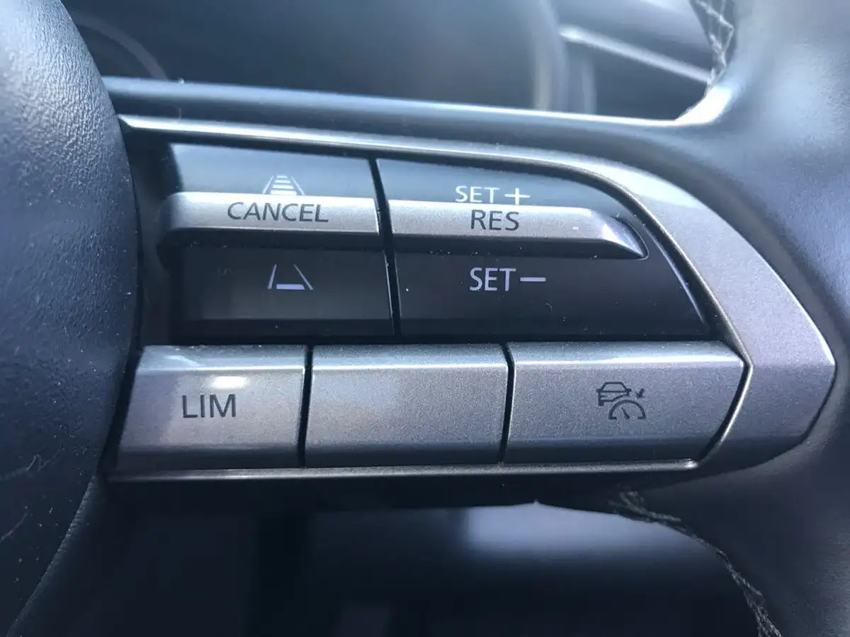 2022-mazda-cx-30-20-e-skyactiv-g-se-l-big-20