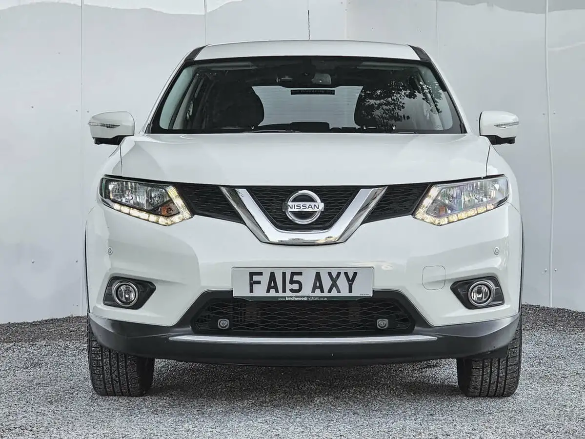 2015-nissan-x-trail-20td-acenta-big-13