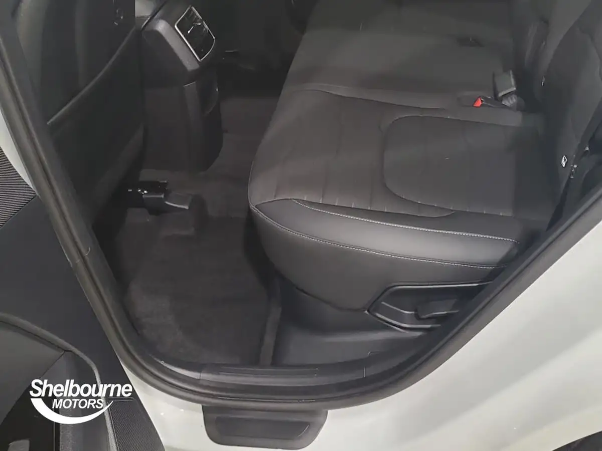 2024-kia-sportage-16-t-gdi-3-226bhp-hev-auto-big-8