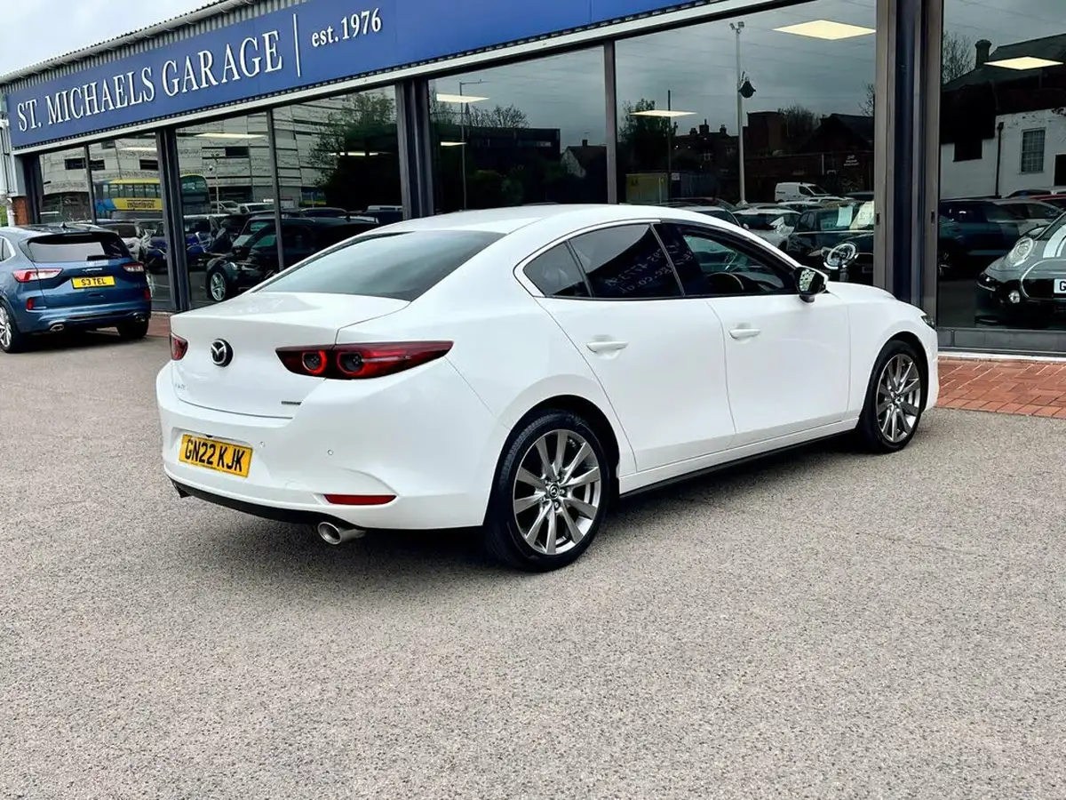 2022-mazda-mazda3-20-sport-lux-186ps-saloon-4d-big-19