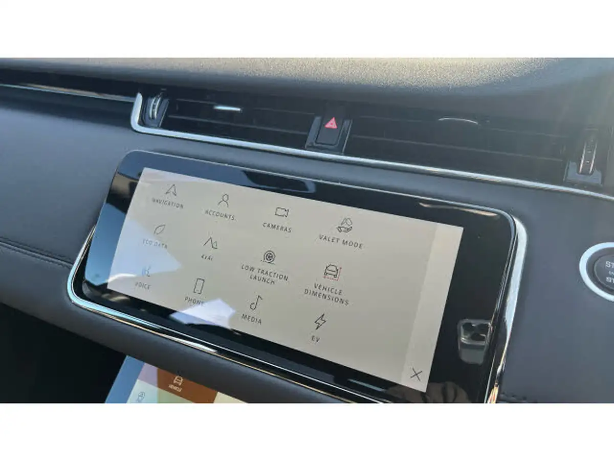 2022-land-rover-range-rover-evoque-15-p300e-r-dynamic-se-big-40
