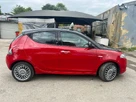 2014-chrysler-ypsilon-12-blackred-small-8