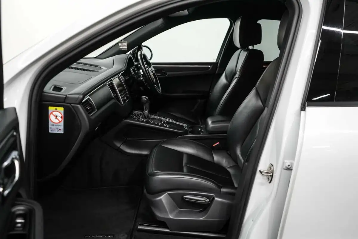 2015-porsche-macan-20-big-17